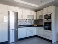 Villa for sale in El Rosario, Marbella East