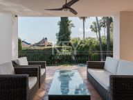 Villa for sale in El Rosario, Marbella East