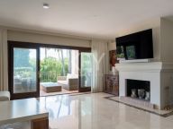 Villa for sale in El Rosario, Marbella East