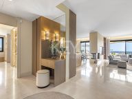 Penthouse for sale in La Quinta, Benahavis