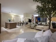 Penthouse for sale in La Quinta, Benahavis