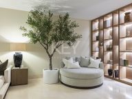 Penthouse for sale in La Quinta, Benahavis