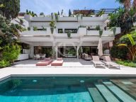 Ground Floor Duplex for sale in Marbella Golden Mile