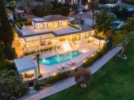 Villa for sale in Nueva Andalucia