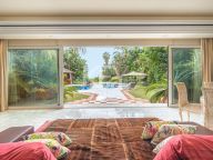 Villa for sale in Nagüeles, Marbella Golden Mile
