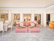 Villa for sale in Nagüeles, Marbella Golden Mile