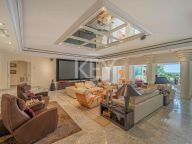 Villa for sale in Nagüeles, Marbella Golden Mile