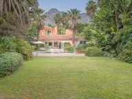 Villa for sale in Nagüeles, Marbella Golden Mile