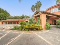 Villa for sale in Nagüeles, Marbella Golden Mile