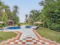 Villa for sale in Nagüeles, Marbella Golden Mile