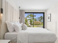 Villa for sale in Los Naranjos Hill Club, Nueva Andalucia