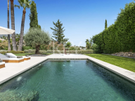 Villa for sale in Los Naranjos Hill Club, Nueva Andalucia
