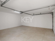 Villa for sale in Los Naranjos Hill Club, Nueva Andalucia