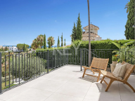 Villa for sale in Los Naranjos Hill Club, Nueva Andalucia