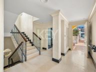 Villa for sale in Cortijo Blanco, San Pedro de Alcantara
