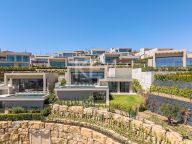Villa for sale in Benahavis