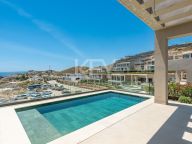 Villa for sale in Benahavis