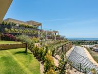 Villa for sale in Benahavis