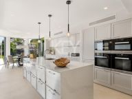 Villa en venta en Marbella Hill Club, Marbella Golden Mile