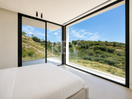 Villa for sale in Elviria, Marbella East