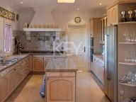 Villa for sale in La Zagaleta, Benahavis