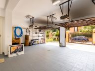 Villa for sale in Los Monteros, Marbella East