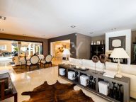 Villa for sale in Los Monteros, Marbella East