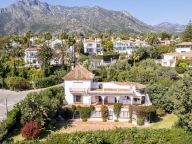 Villa for sale in Rocio de Nagüeles, Marbella Golden Mile