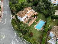 Villa for sale in Rocio de Nagüeles, Marbella Golden Mile