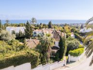 Villa for sale in Rocio de Nagüeles, Marbella Golden Mile