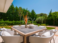 Villa for sale in El Paraiso, Estepona