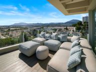 Villa for sale in Nueva Andalucia