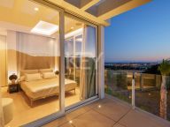Villa for sale in Nueva Andalucia