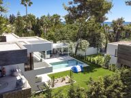 Villa for sale in Rocio de Nagüeles, Marbella Golden Mile