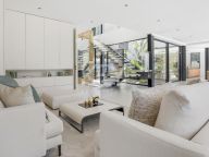 Villa for sale in Rocio de Nagüeles, Marbella Golden Mile