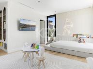 Villa for sale in Rocio de Nagüeles, Marbella Golden Mile
