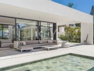 Villa for sale in Rocio de Nagüeles, Marbella Golden Mile