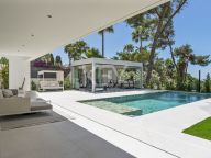 Villa for sale in Rocio de Nagüeles, Marbella Golden Mile