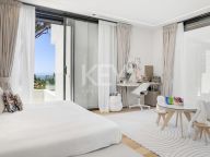 Villa for sale in Rocio de Nagüeles, Marbella Golden Mile