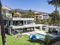 Villa for sale in Rocio de Nagüeles, Marbella Golden Mile