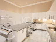 Villa en alquiler en Las Lomas del Marbella Club, Marbella Golden Mile