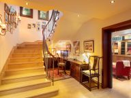 Villa en alquiler en Las Lomas del Marbella Club, Marbella Golden Mile