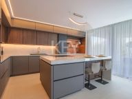 Villa for sale in Estepona