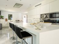 Villa for sale in Marbella East