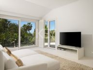 Villa for sale in Marbella East