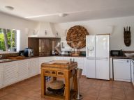 Villa for sale in Marbella East