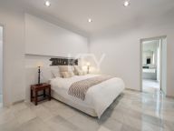 Villa for sale in Marbella East