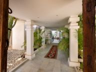 Villa for sale in Marbella East