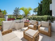 Apartment for sale in Puente Romano, Marbella Golden Mile