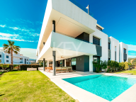 Ground Floor Apartment for sale in Los Monteros, Marbella East